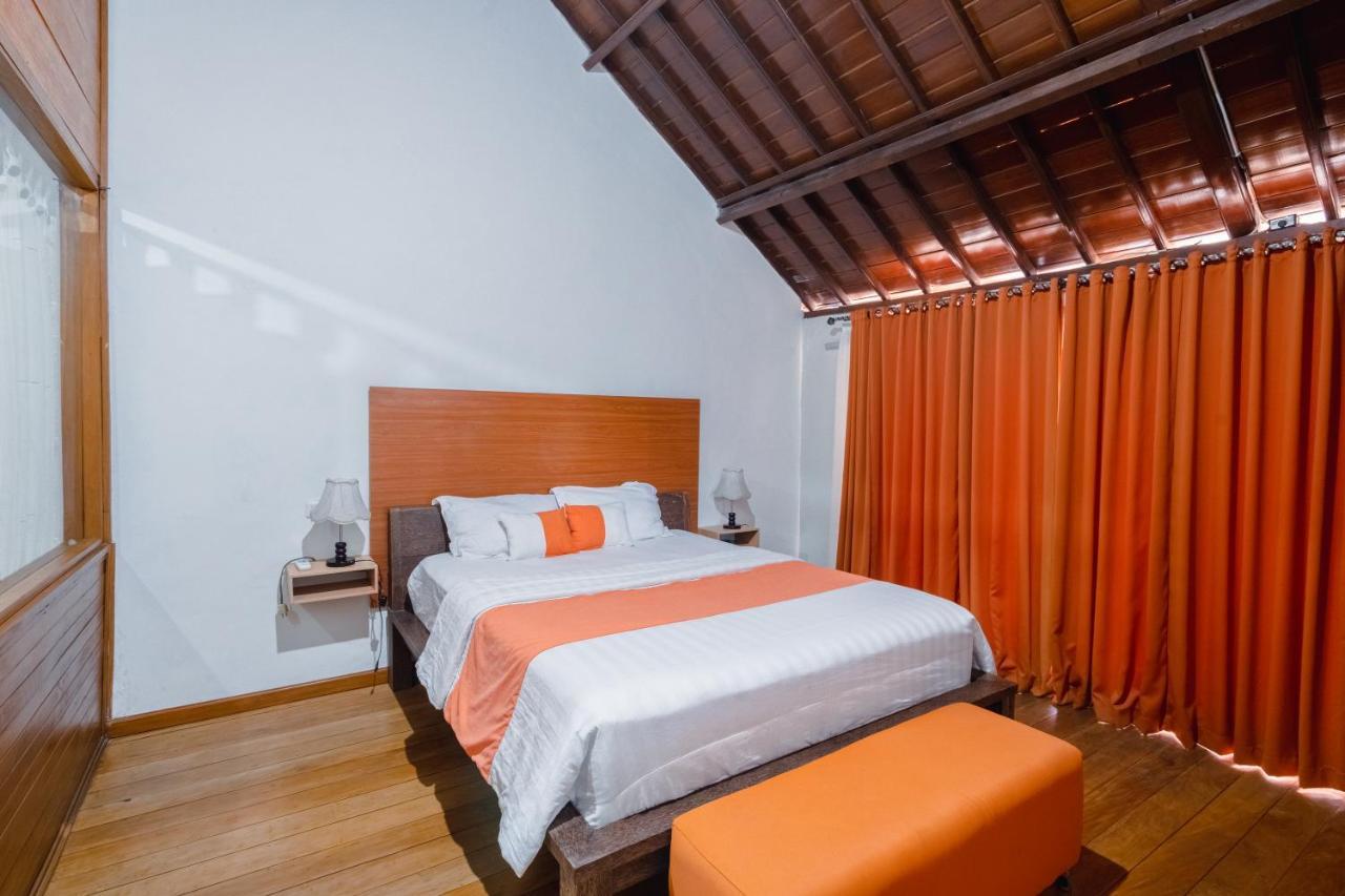 Padma By Deals Hospitality *